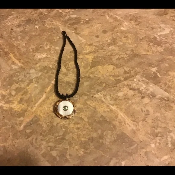 Beautiful Necklace - Picture 2 of 2